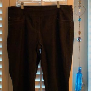 Pull on black/blue jeans